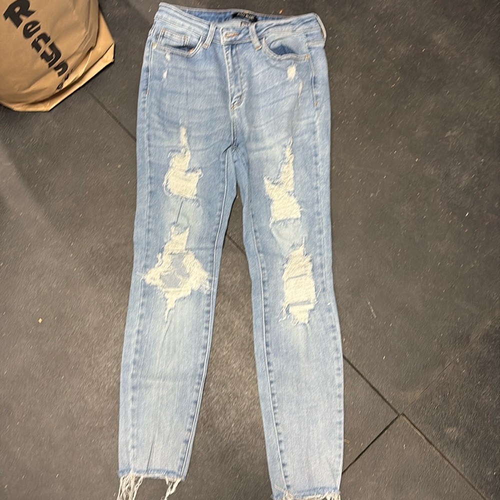 Judy Blue skinny ripped jeans